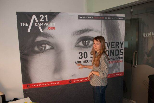 Рекламни стени Рекламни стени