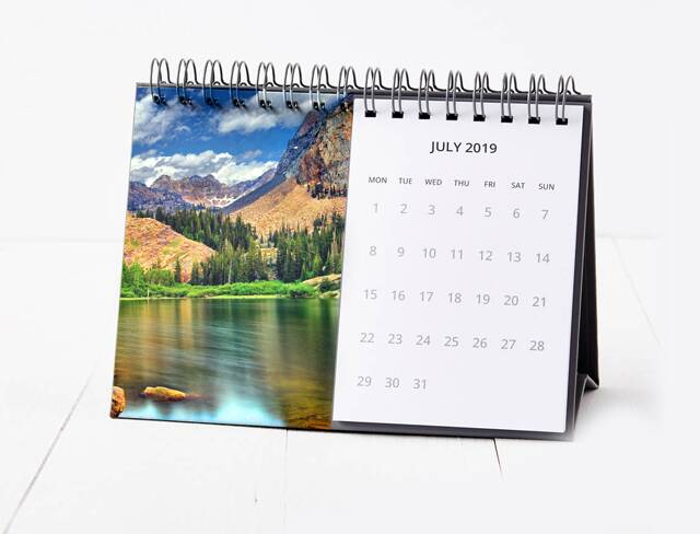 Настолни календари