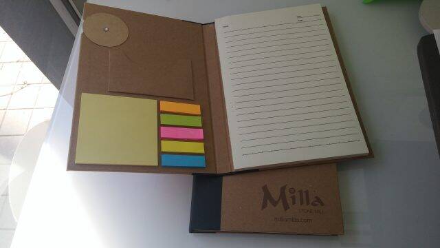 Тефтери и блокноти Тефтери и блокноти